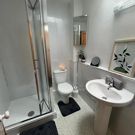 Holiday home Robinson's Retreat - - District